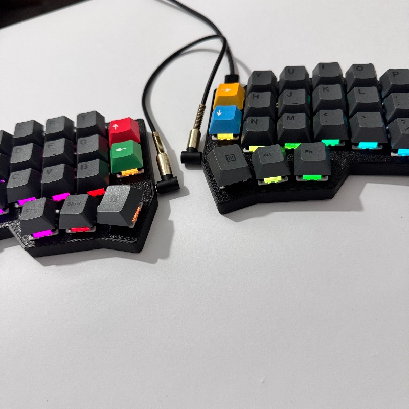 Gaming Keyboard Hand - Keyboard Split Corne V4.1 Custom 61