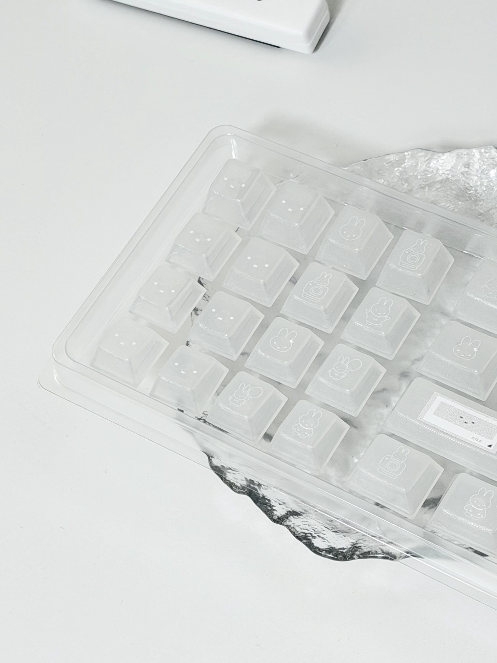 Tombol Keyboard Kawai Miffy, B - Keyboard Gaming Transparent ulasan dan harga